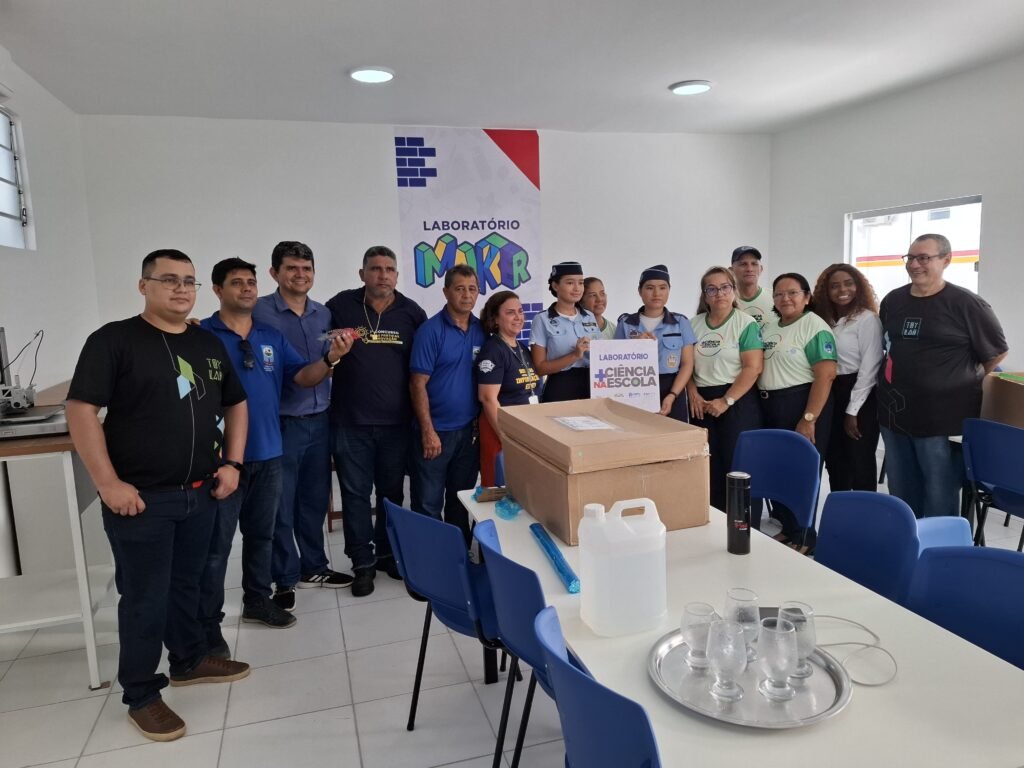 Equipe do ToyLab realiza entrega de equipamentos do Programa Mais Ciência nas Escolas em municípios do oeste do Pará